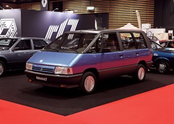 Tesla va-t-elle perdre sa place grâce au Renault Espace ?