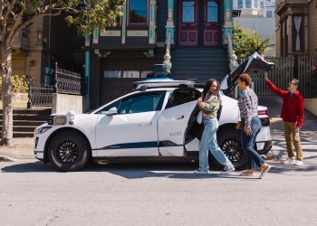 Waymo balaie Tesla et lui rappelle ses leçons oubliées !
