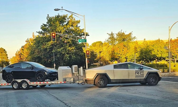 La fonctionnalité de remorquage astucieuse du Cybertruck de Tesla qui booste la sécurité va vous surprendre !