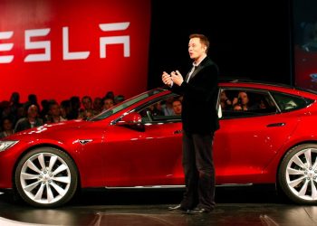 Elon Musk s’attaque une nouvelle fois aux capacités de Waymo, remettant en question la fiabilité du LiDAR.