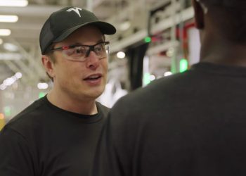 Pourquoi le salaire d’Elon Musk pourrait choquer plus d’un ingé chez Tesla ?