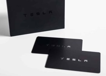 Tesla MultiPass : cette carte ultra-pratique qui vous fait gagner du temps partout !