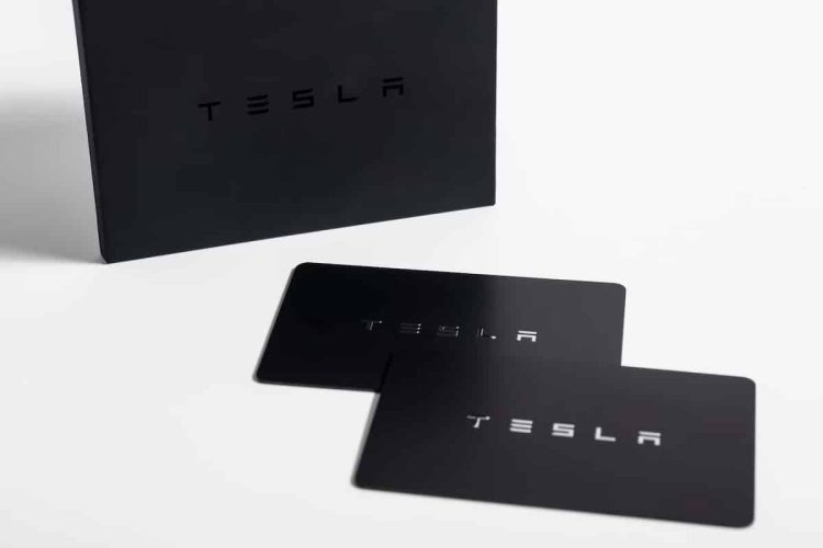 Tesla MultiPass : cette carte ultra-pratique qui vous fait gagner du temps partout !