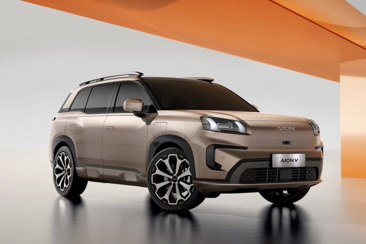 Pourquoi cette voiture coûte-t-elle deux fois plus cher en Europe qu’en Chine ? Les raisons vont vous surprendre !