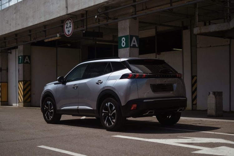 L’automobile d’occasion échappe à l’inflation : une surprise qui va changer la donne !