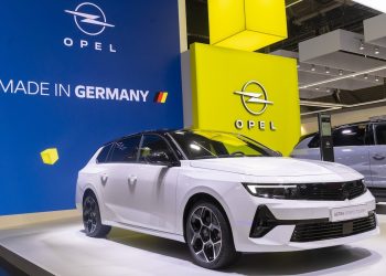 Opel surprend tout le monde en redonnant ses lettres de noblesse au break !