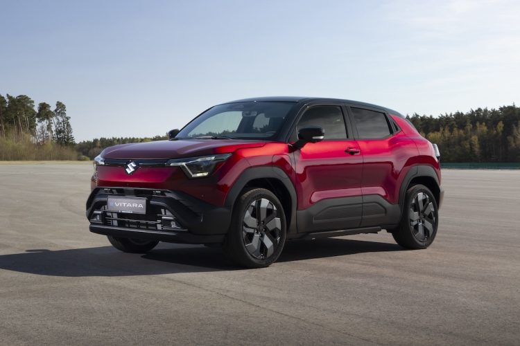 Le Suzuki e Vitara électrique fait sensation à Lyon : êtes-vous prêt pour la révolution ?