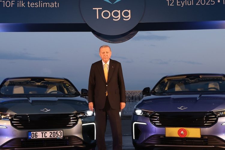 Erdogan affiche fièrement sa magnifique Togg électrique : un coup de maître ou un simple stratagème ?