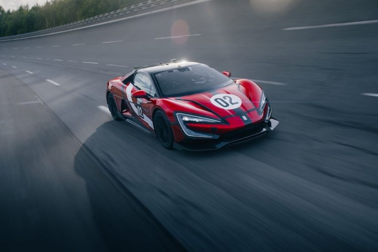 La BYD Yangwang U9 Xtreme à 496 km/h : la Bugatti mise à l&rsquo;épreuve dans un face-à-face inattendu (vidéo)