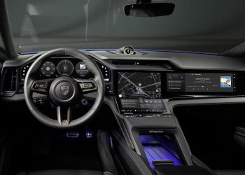 Embarquez pour une expérience inédite avec le Porsche Cayenne électrique !