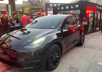 Les offres d’emploi de Tesla laissent planer un mystère sur une prochaine entrée inattendue sur le marché.