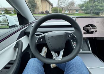 Une Tesla Model Y serait-elle la raison d’un échec au permis de conduire pour un adolescent en Ontario ?