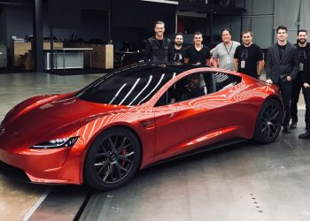 Elon Musk relance l’intérêt pour les capacités époustouflantes de la Tesla Roadster !