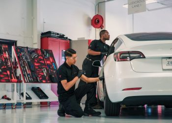 Tesla Service a opéré un changement subtil pour les utilisateurs iOS qui pourrait tout bouleverser !