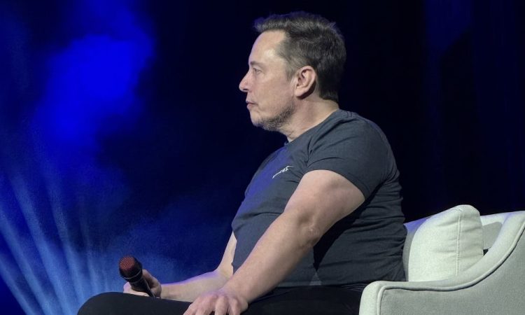 Unions et gardiens de la finance s’attaquent au salaire de Musk en 2025 : une bataille inattendue pour reprendre Tesla !