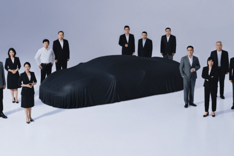 Cette supercar V8 chinoise qui défie les prix des Ferrari va vous étonner !