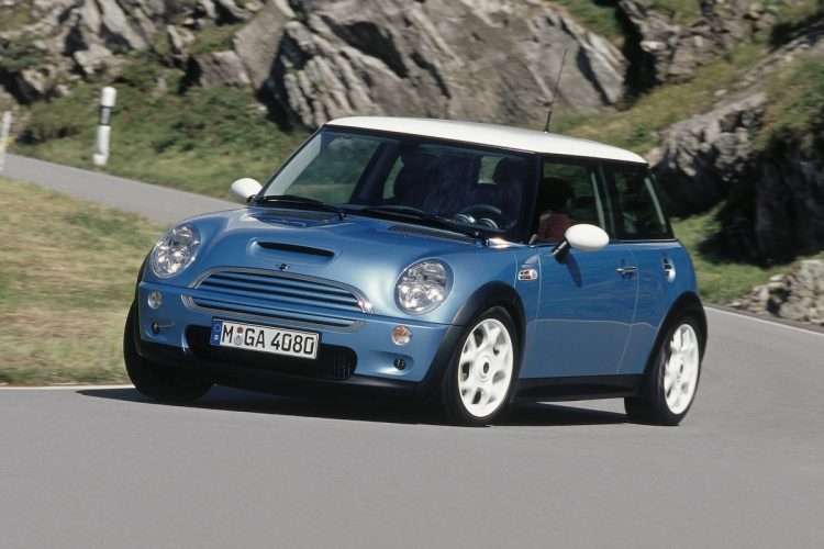 La renaissance surprenante de la MINI Cooper S au Japon, il y a 24 ans !