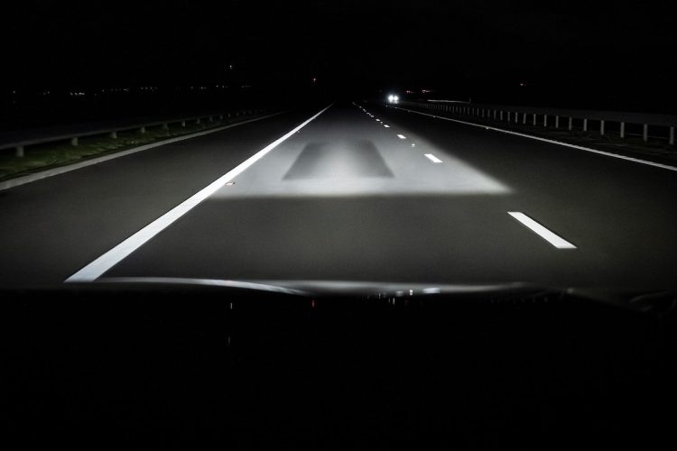 L’éclairage numérique : le secret de sécurité qui transforme Audi en forteresse sur roues !