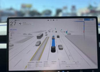 Tesla FSD : des critiques élogieuses qui surprennent les médias japonais !
