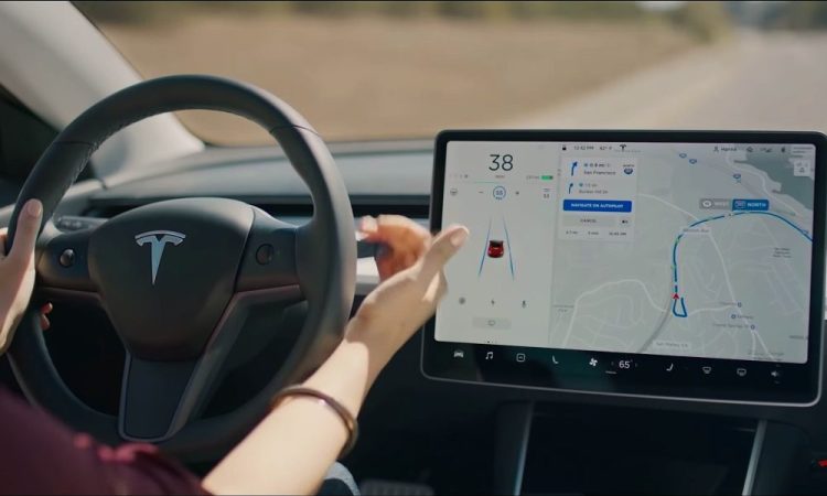 Tesla Élargit l&rsquo;Accessibilité de sa Nouvelle Suite de Conduite Autonome : Découvrez Comment en Bénéficier !