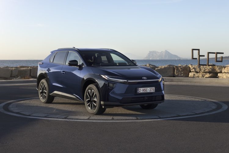 Nouveau Toyota bZ4X : une surprise qui pourrait tout changer !