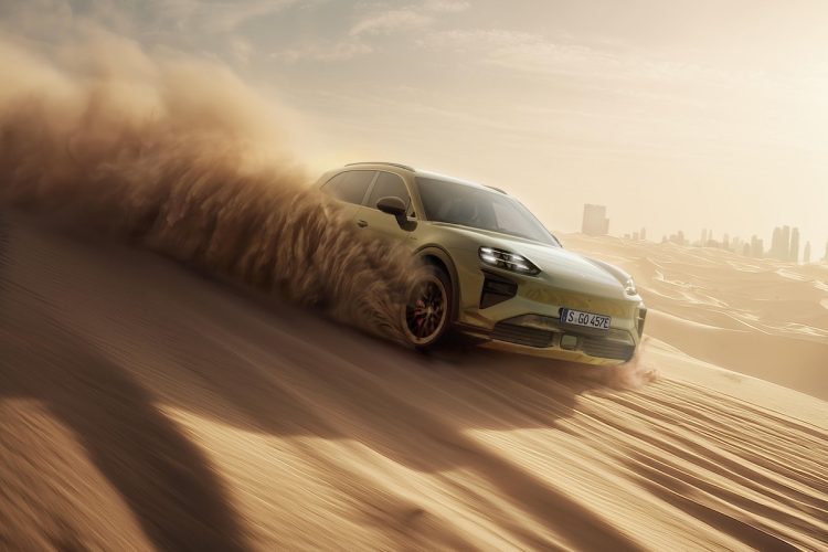 Le Porsche Cayenne électrique peut-il vraiment performer sur tous les terrains ?