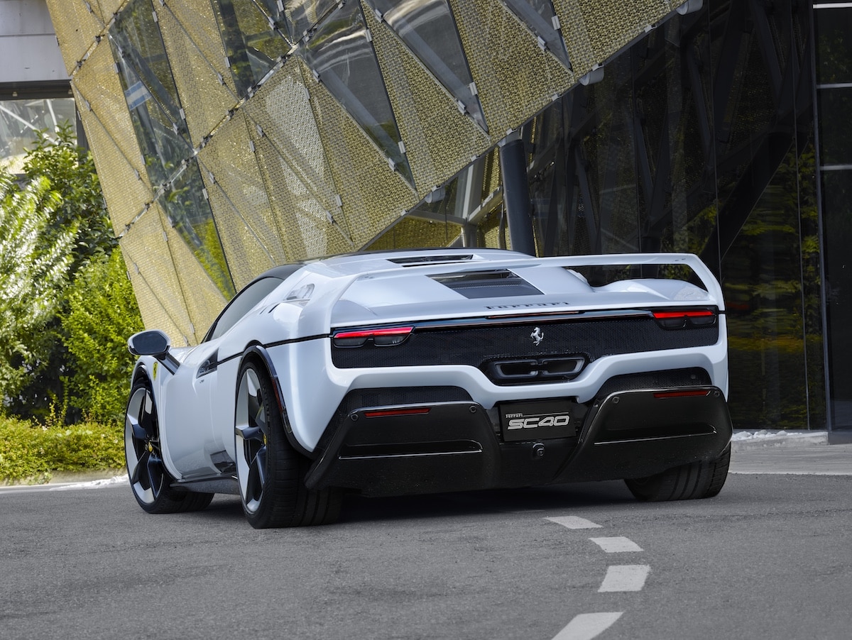 Ferrari SC40 Exterieur