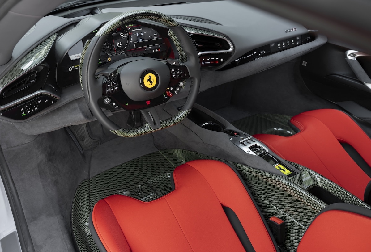 Ferrari SC40 Intérieur