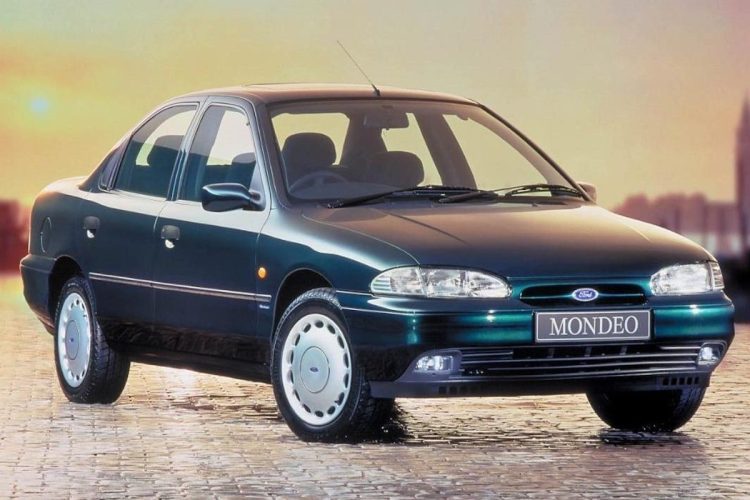 Il y a 33 ans, la Mondeo de Ford a fait ses débuts… un héritage inégalé qui aurait dû être célébré !