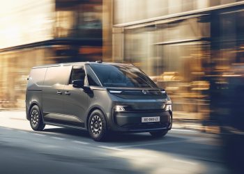 Renault Trafic Van E-Tech : l’incroyable architecture 800 volts qui révolutionne le transport !