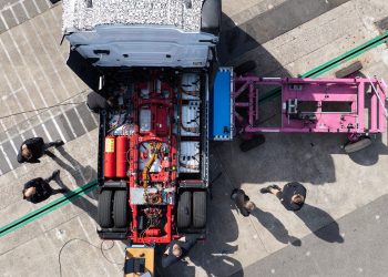 Le Mercedes eActros 600 électrique s’en sort-il vraiment indemne au Crash-Test ?