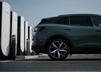 Superchargers Tesla : la surprenante révolution de la recharge par Volkswagen !