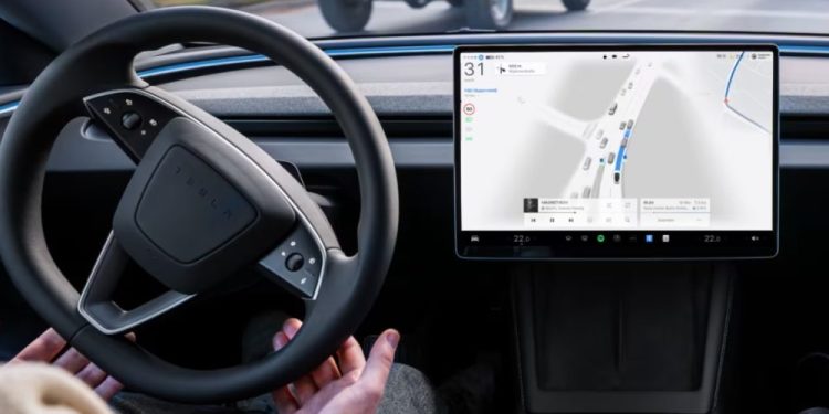 Tesla FSD : Les Balades Supervisées Débarquent en Europe – Découvrez les Premiers Essais en Italie, France et Allemagne !