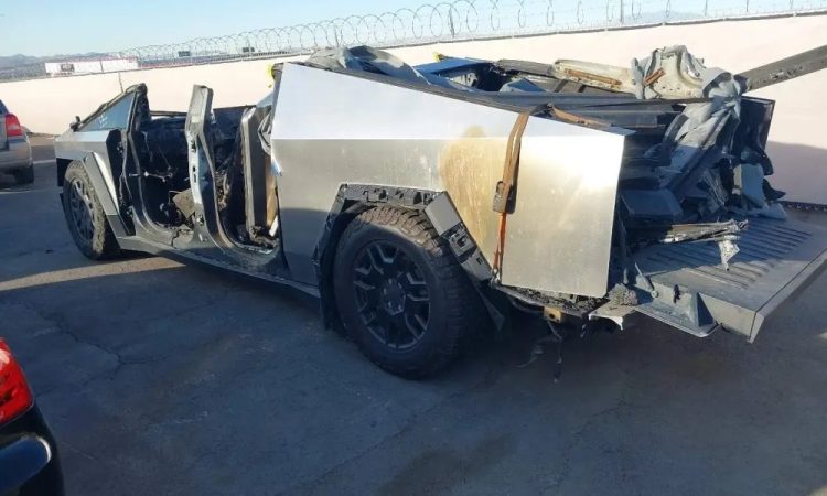 Une enquête fédérale relance les interrogations après l’explosion du Tesla Cybertruck !