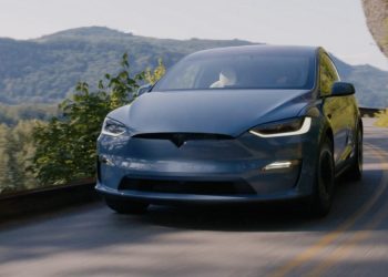 La Tesla Model X perd 400 livres : ces changements qui vont vous étonner !