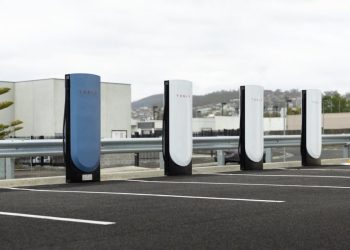 Tesla atteint 75 000 Superchargeurs : un exploit surprenant en moins de 5 mois depuis les 70 000 !