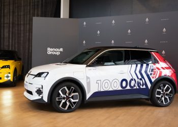 La Renault 5 électrique franchit un cap historique qui pourrait tout changer !
