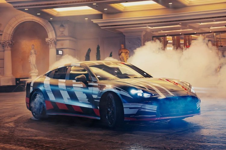 Les voitures électriques : un ennemi invisible pour vos pneus ?