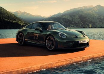 Hommage poignant à un visionnaire : plongez dans l’univers fascinant de la 911 GT3 90 F. A. Porsche.