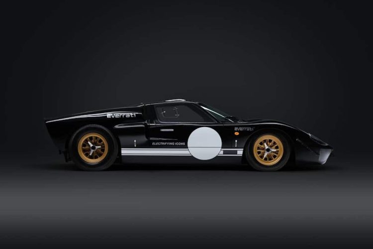 Cette Ford GT40 électrique va bouleverser vos idées sur l’innovation automobile !