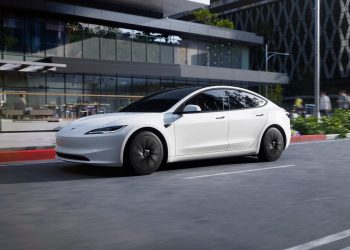 Tesla casse les prix : les risques invisibles de la Model 3 Standard que vous ne soupçonniez pas