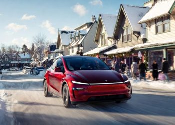Le nouveau bonus de Noël de Tesla pourrait bien propulser la reconnaissance de FSD au sommet !