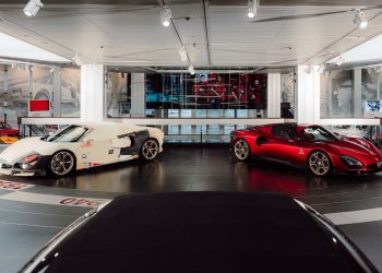 L’Alfa Romeo 33 Stradale fait son entrée au musée : un héritage automobile à ne pas manquer !