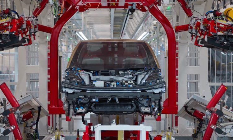 Tesla renforce son équipe de production de Cybercab : ces offres d’emploi vont vous étonner !