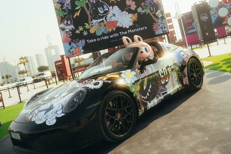 Labubu et Porsche : cette collaboration va vous surprendre à chaque tournant !