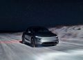 Tesla Full Self-Driving fait la démonstration d’une navigation impressionnante dans la neige épaisse !