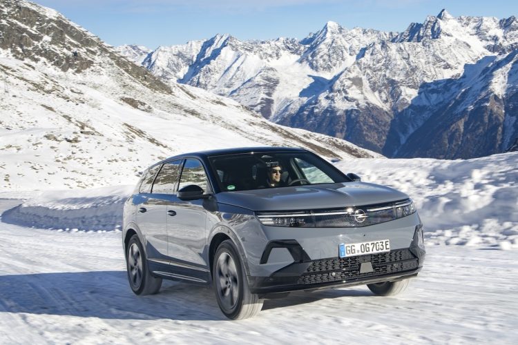 Opel Grandland Electric AWD : la sécurité 4×4 qui va vous surprendre !