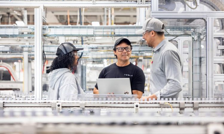Tesla loue un impressionnant bâtiment R&D de 108 000 pieds carrés à proximité de l’usine de Fremont : que cache cette expansion ?