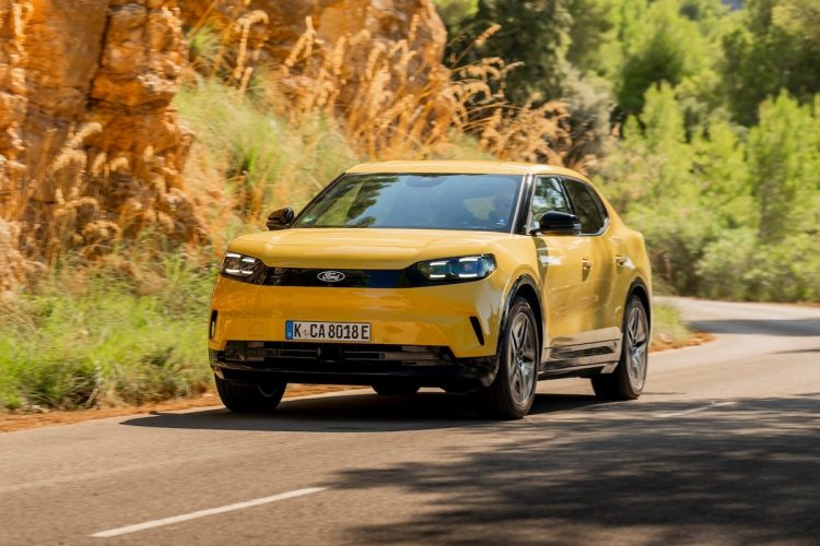Autonomie améliorée : mais pourquoi la recharge reste-t-elle si lente pour les Ford Capri et Explorer ?