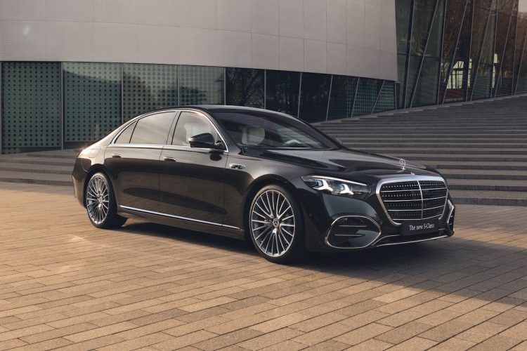 La nouvelle Mercedes Classe S bouleverse tout ce que vous pensiez savoir sur le luxe.
